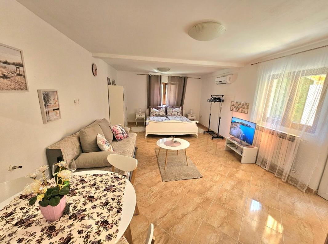 Apartment Miska & Studio Roki Dračevac Exterior foto
